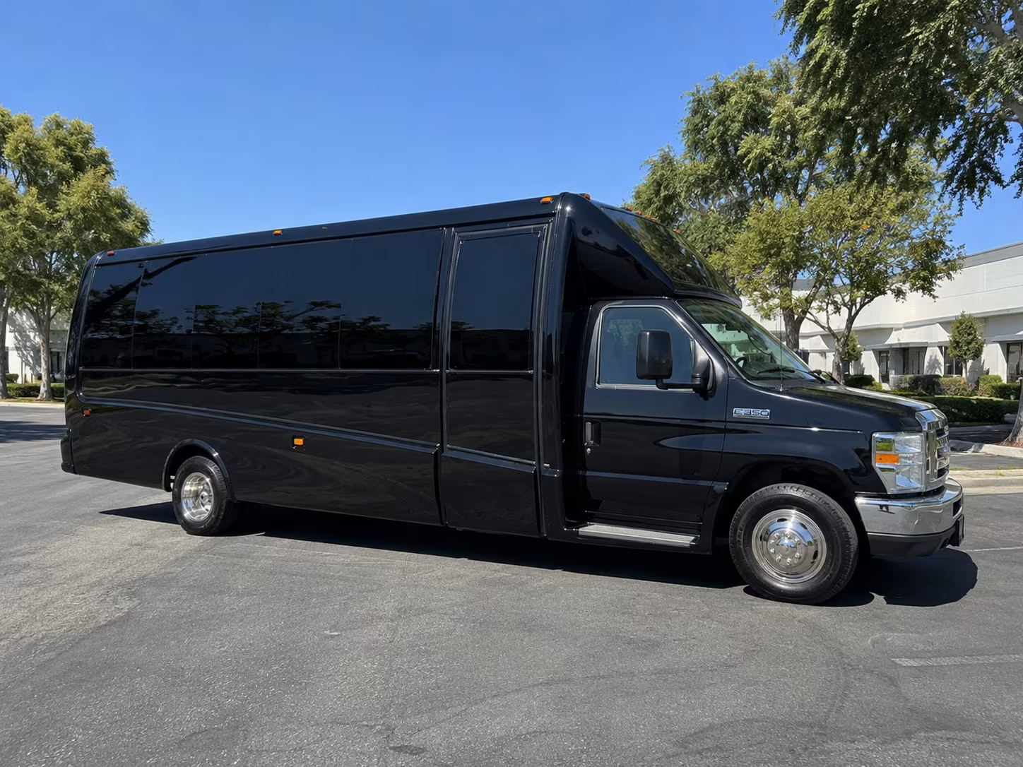 Stamford Birthday, Sweet 16, & Quinceañera Transportation pickup coordination